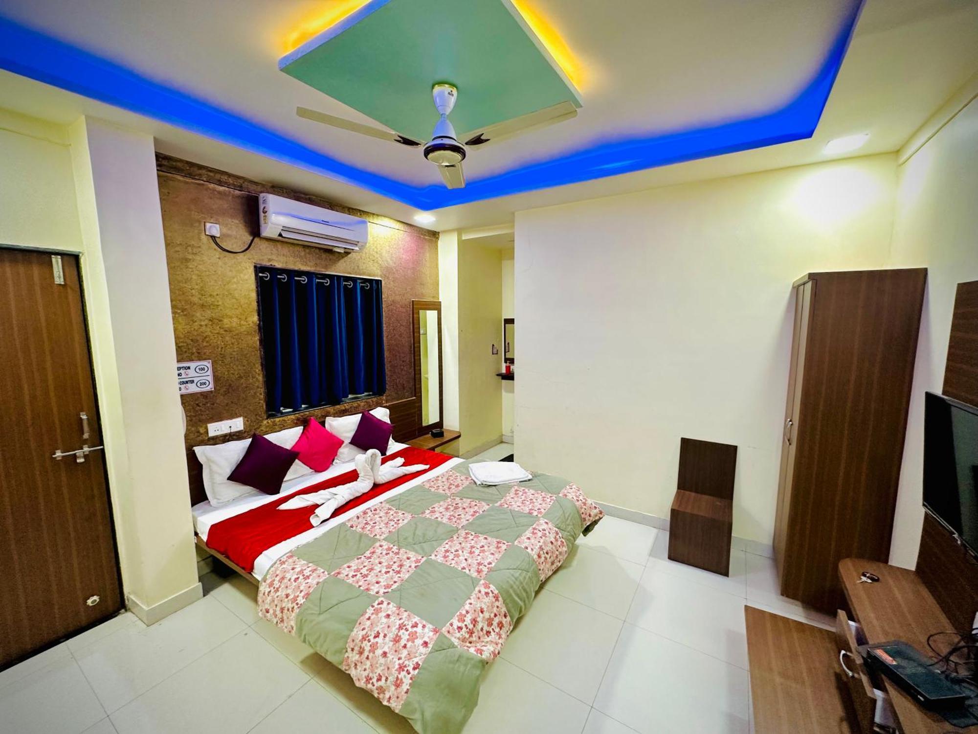 Hotel Sawai Executive Jadhavwadi Exterior foto